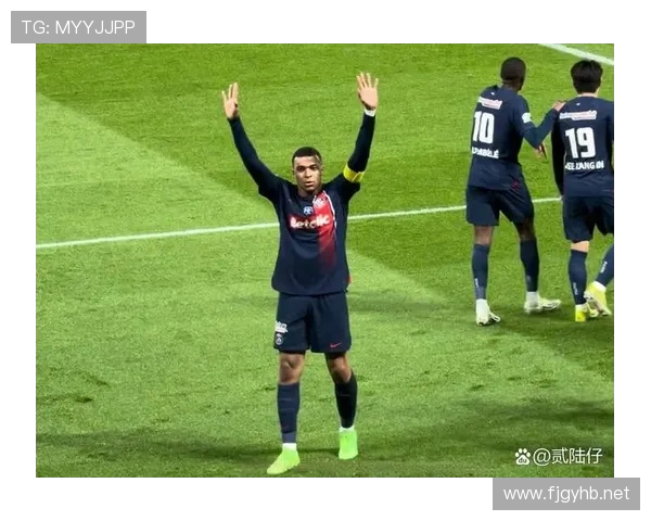 国脚社媒引发热议:姆巴佩名字旁的P是否暗藏点球玄机