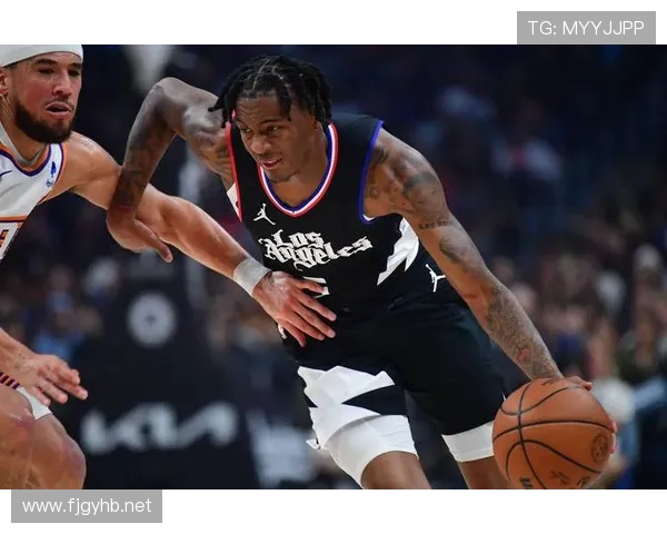 海兰德勇敢回应质疑：面对挑战从未低头坚守信念